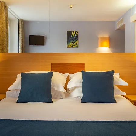 Hotel Pavillon Bastille-3